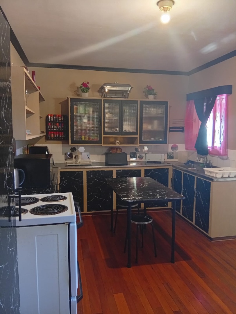 4 Bedroom Property for Sale in Sunridge Park Eastern Cape